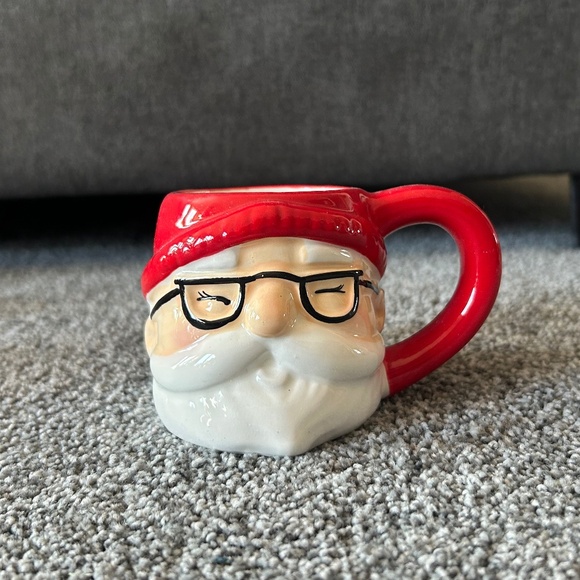 Set of 6 Santa Mugs - Picture 3 of 5